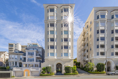 2121 Broadway #3